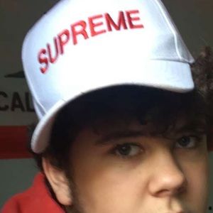 Meet your Posher, Miles